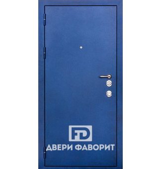 Металлическая дверь с синим цинкогрунтом